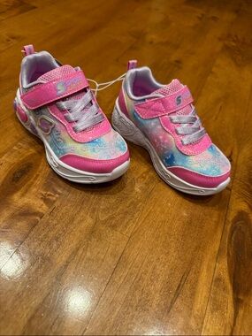 Skechers Kids Pink Tie-Dye Light-Up Sneakers